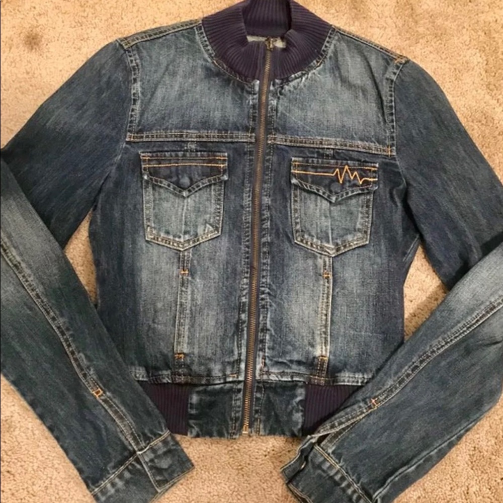Cute NWOT jean jacket